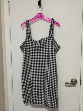 Black and white gingham mini dress